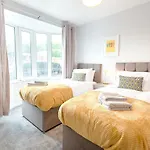 Spacious House In Swansea Tv In Every Bedroom
